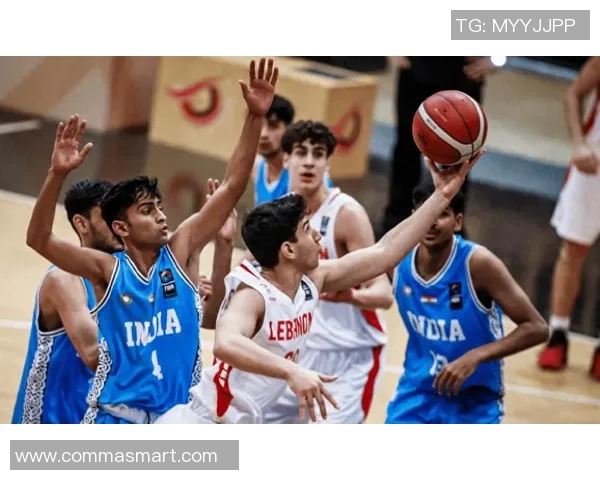 中国与印度篮球亚锦赛激战正酣谁将晋级下一轮争夺荣耀 中国与印度篮球亚锦赛激战正酣谁将晋级下一轮争夺荣耀