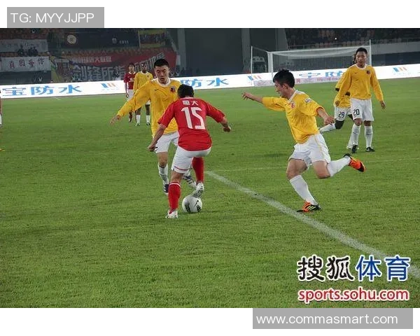 上海申鑫迎战恒大全力争胜展现球队实力与斗志