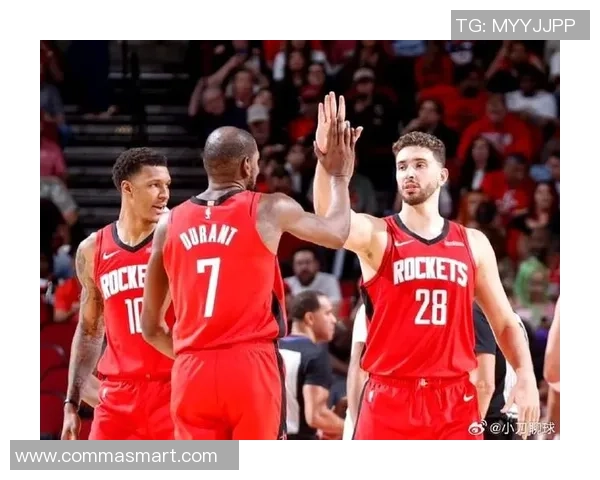 火箭队与爵士队激战正酣NBA联赛精彩直播不容错过